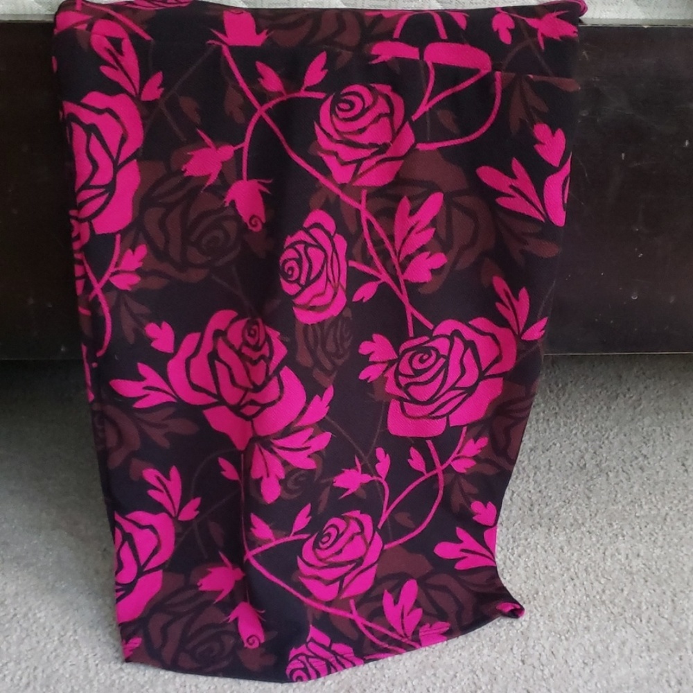 Lularoe skirt